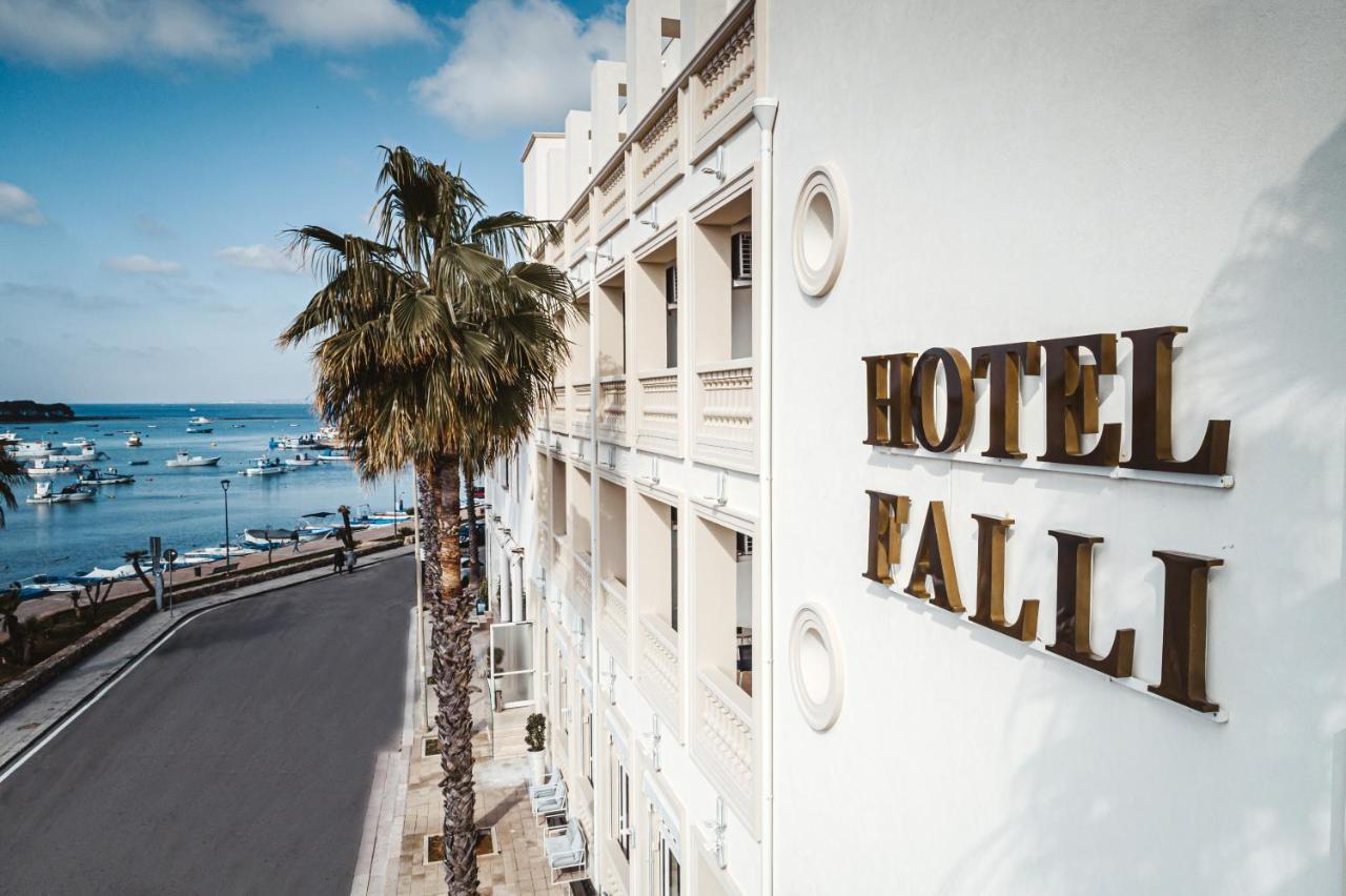 Hotel Falli Porto Cesareo Exteriör bild